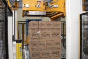 Medium speed production Palletizer