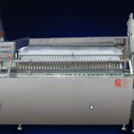 Vibrating linear filler